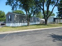 Smith Mobile Home Park in Blue Island, IL - Foto de edificio - Building Photo