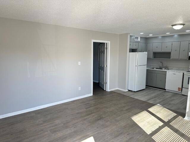 2075 Clingan Dr NW in Cleveland, TN - Foto de edificio - Building Photo