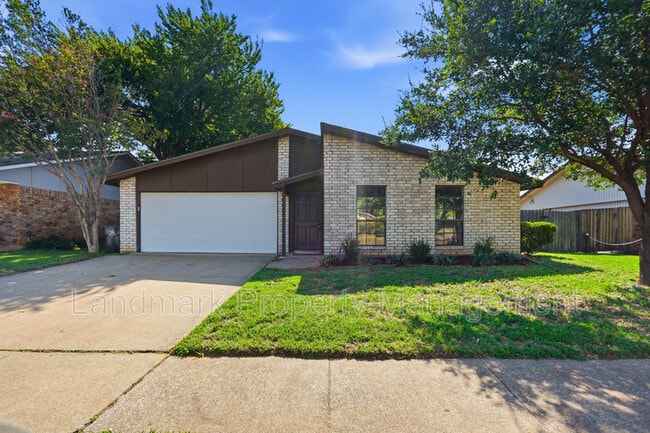 property at 2711 Treeview Dr