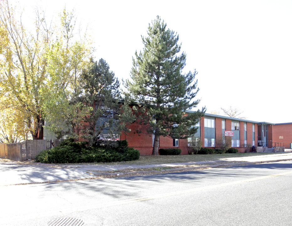 Greenbriar Apartments in Colorado Springs, CO - Foto de edificio