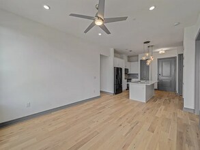 2700 Old Denton Rd, Unit Unit 3347 in Carrollton, TX - Foto de edificio - Building Photo