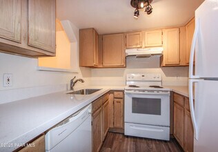 7100 Spouse Dr in Prescott Valley, AZ - Building Photo - Building Photo