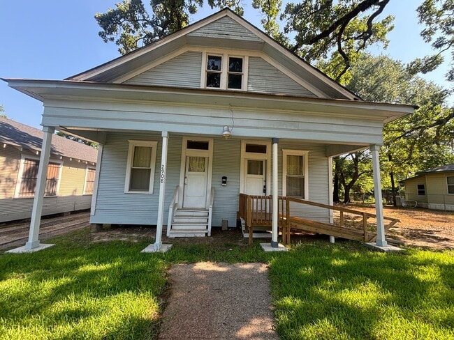 property at 2908 Hardy St