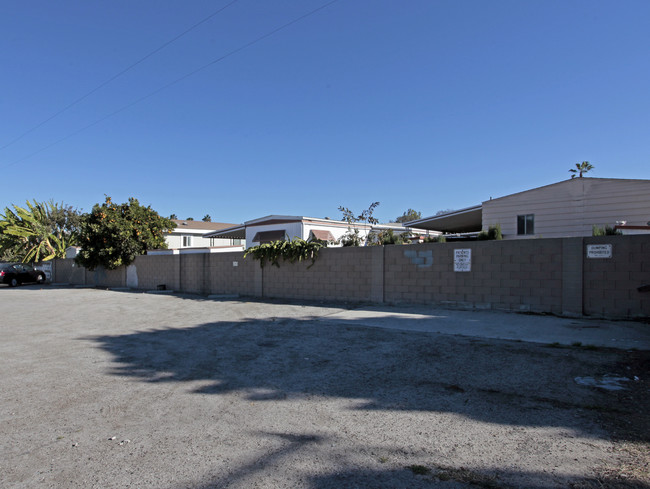 10770 Katella Ave in Garden Grove, CA - Building Photo - Building Photo