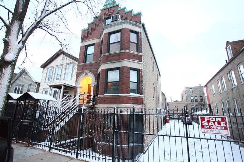 1324 N Bosworth Ave in Chicago, IL - Building Photo