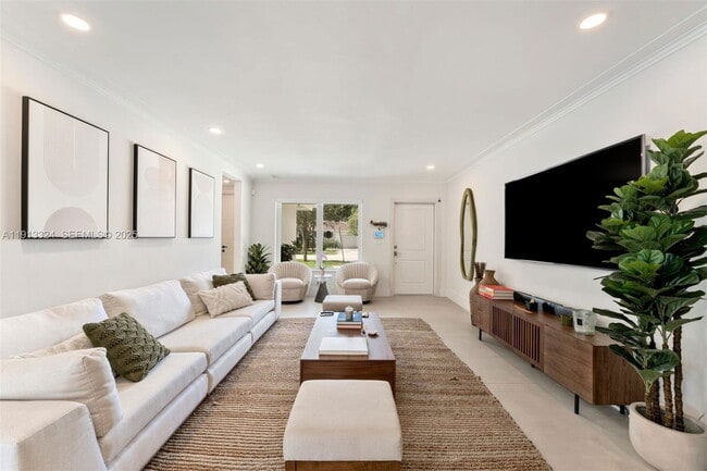 45 Palermo Ave in Coral Gables, FL - Building Photo - Building Photo