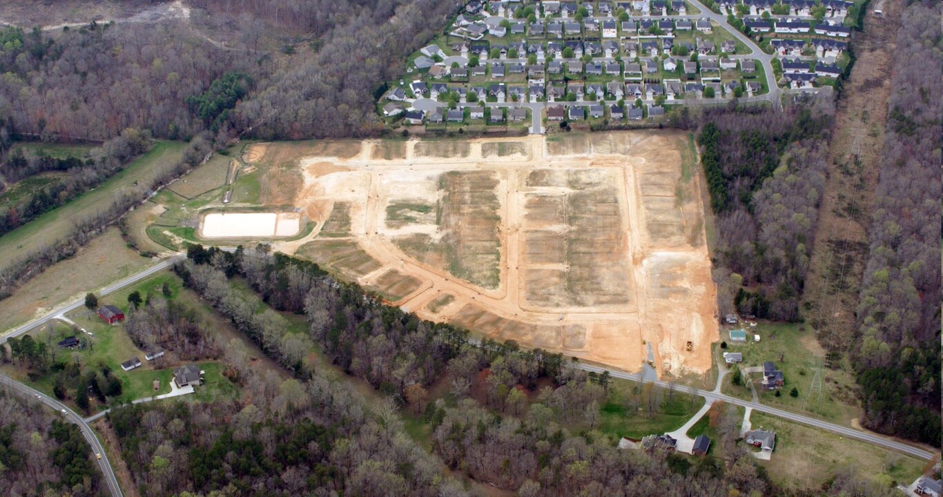 Hopewell Garden in Winston-Salem, NC - Building Photo