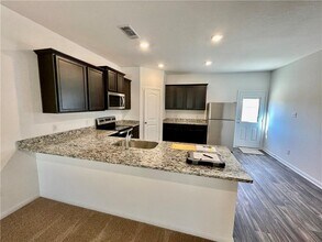 126 Fox Glen Trl in Jarrell, TX - Building Photo - Building Photo