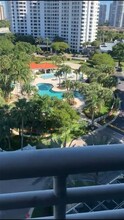 3300 NE 191st St, Unit #1008 in Aventura, FL - Building Photo - Building Photo