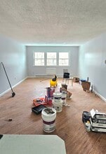 78 Homeside Ave, Unit 303 in West Haven, CT - Foto de edificio - Building Photo