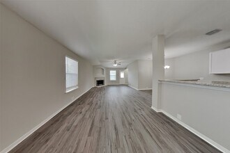 17330 Shadow Ledge Dr in Houston, TX - Building Photo - Building Photo