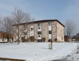 7441 West Blvd Apartamentos