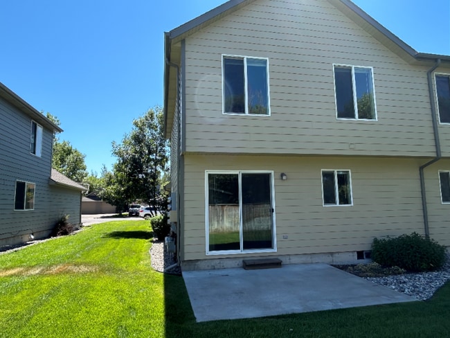 448-448 W Shore Dr in Belgrade, MT - Building Photo - Building Photo