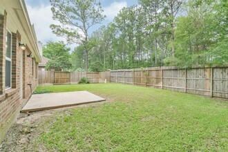 42 Prairie Oak Dr in Conroe, TX - Foto de edificio - Building Photo