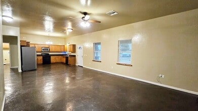 2751 Cobalt Ct NW in Piedmont, OK - Building Photo - Building Photo