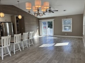 133 Doe Dr in Emerald Isle, NC - Building Photo - Building Photo