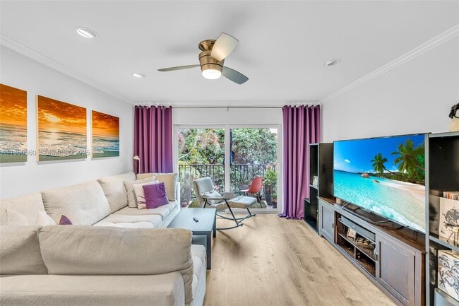 property at 805 W Oakland Park Blvd