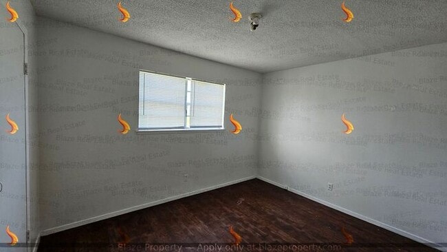 6702 NE 12th Ave in Amarillo, TX - Building Photo - Building Photo