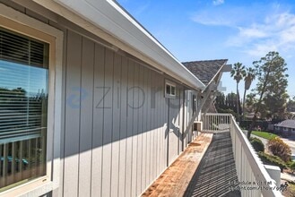 10806 Hubbard Way in San Jose, CA - Building Photo - Building Photo