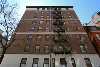 855 West End Ave in New York, NY - Building Photo - Building Photo