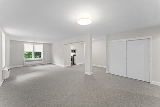 7 4th St in Stamford, CT - Building Photo - Building Photo