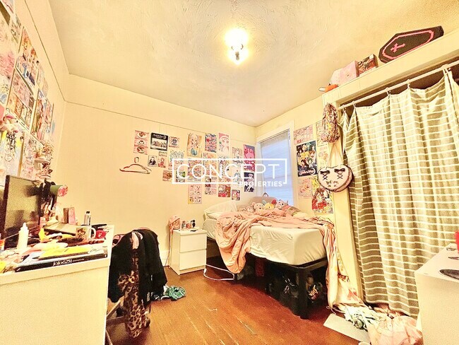 71 S Huntington Ave, Unit 2 in Boston, MA - Foto de edificio - Building Photo