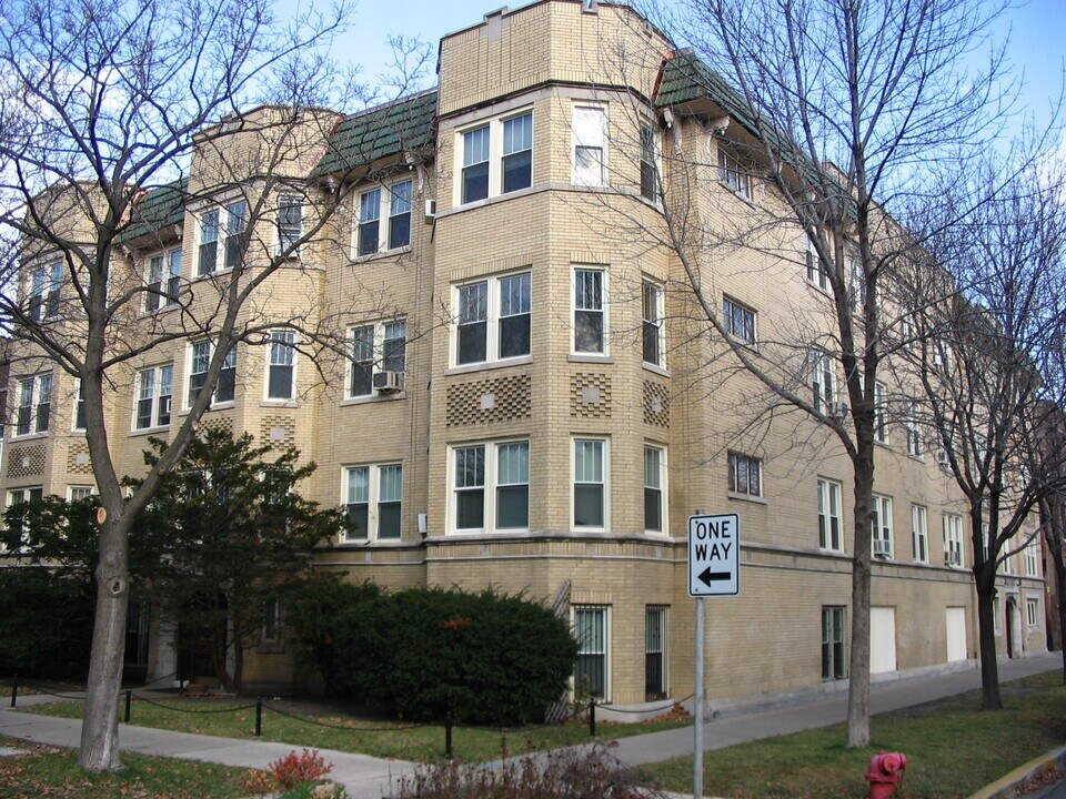 4705 N Talman Ave in Chicago, IL - Building Photo