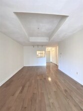 373 Highland Ave, Unit 320 in Somerville, MA - Building Photo - Building Photo