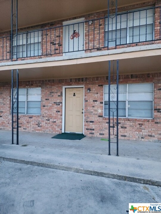 309 Sunset Ln, Unit D in Copperas Cove, TX - Building Photo