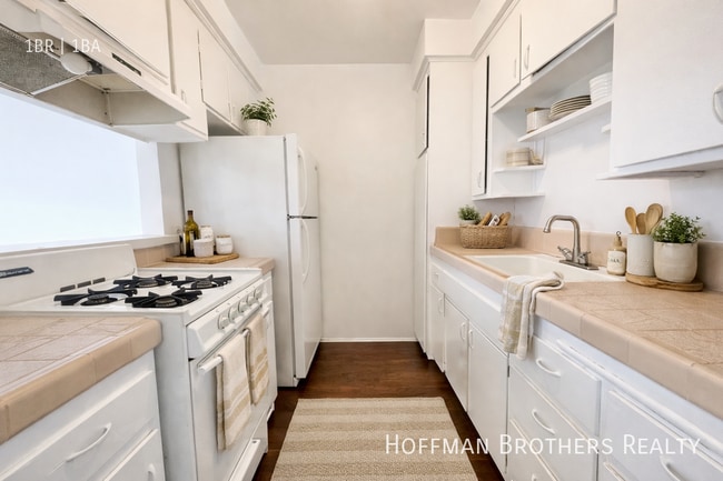 7171 Lexington Ave, Unit 9 in West Hollywood, CA - Building Photo - Building Photo