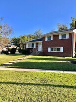 12215 Hunters Ln in Rockville, MD - Building Photo
