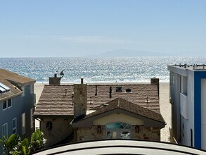 3744 Ocean Dr in Oxnard, CA - Foto de edificio - Building Photo