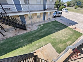 1502 NW Kingsbury Ave in Lawton, OK - Building Photo - Building Photo