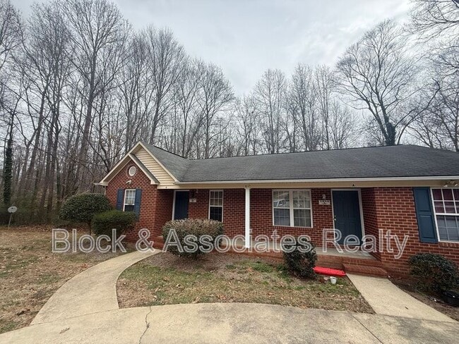 property at 1814 Saddlewood Ct