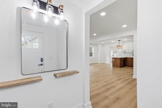 7803 Monroe Ave in Bristol, PA - Building Photo - Building Photo