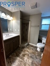 319 Earl St in Eau Claire, WI - Building Photo - Building Photo