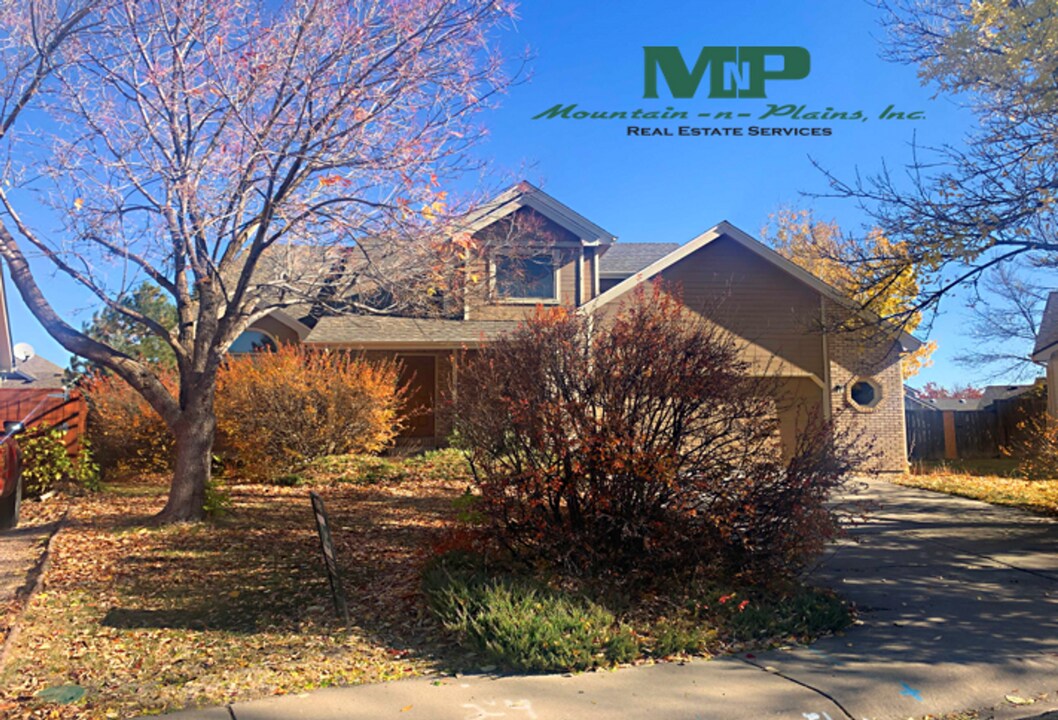 2006 Crestview Ct in Fort Collins, CO - Building Photo