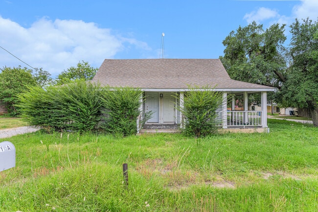 111 W Atchley Ave, Unit B