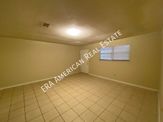 129 Twin Trees Dr in Defuniak Springs, FL - Building Photo - Building Photo