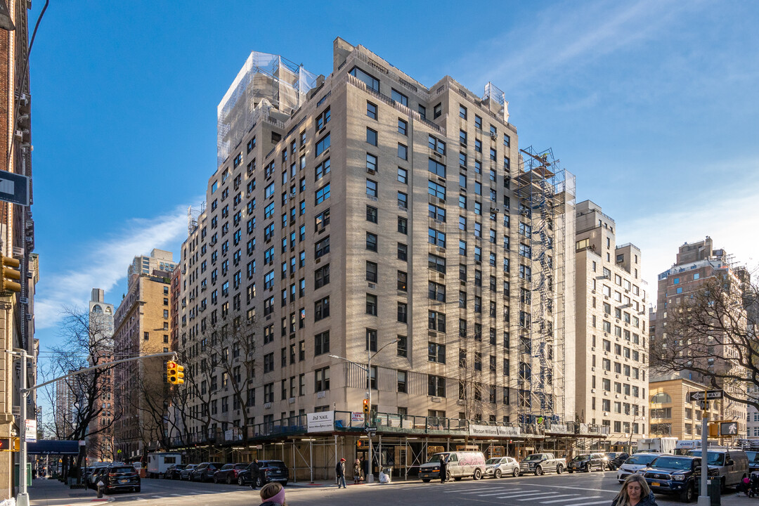 40 E 88th St in New York, NY - Building Photo