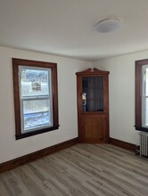 57 Pratt St in Norwich, CT - Foto de edificio - Building Photo