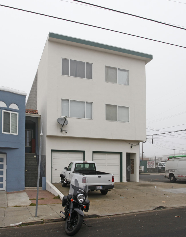 2 W Cavour in Daly City, CA - Foto de edificio - Building Photo