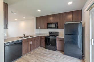 Ambar Key Homes in Florida City, FL - Building Photo - Interior Photo