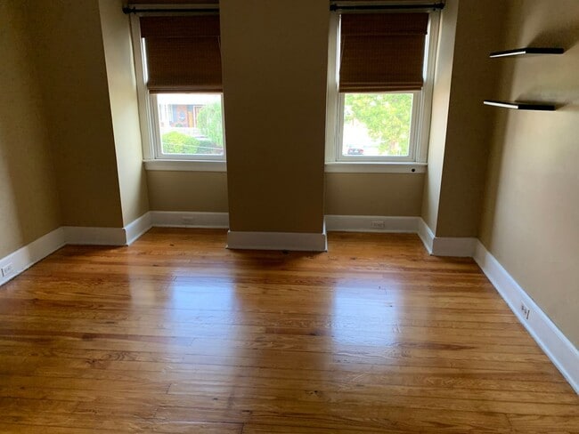 property at 2524 Cumberland Ave