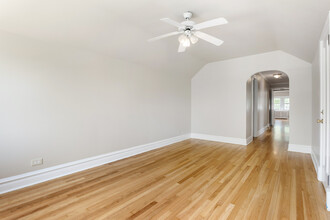 4860 W Patterson Ave in Chicago, IL - Building Photo - Building Photo