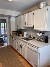 4821 Chevy Chase Dr in Chevy Chase, MD - Building Photo - Building Photo