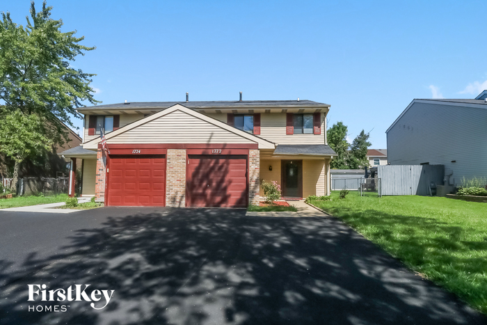 1772 Howe Ln in Hanover Park, IL - Foto de edificio