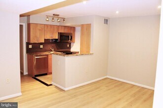 1010 22nd St NW in Washington, DC - Building Photo - Building Photo