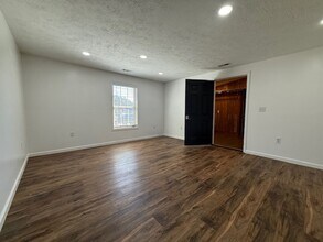 2245 Upper Middle Creek Rd in Sevierville, TN - Building Photo - Building Photo
