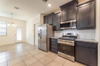 7105 Wildflower Wy in Krugerville, TX - Building Photo - Building Photo